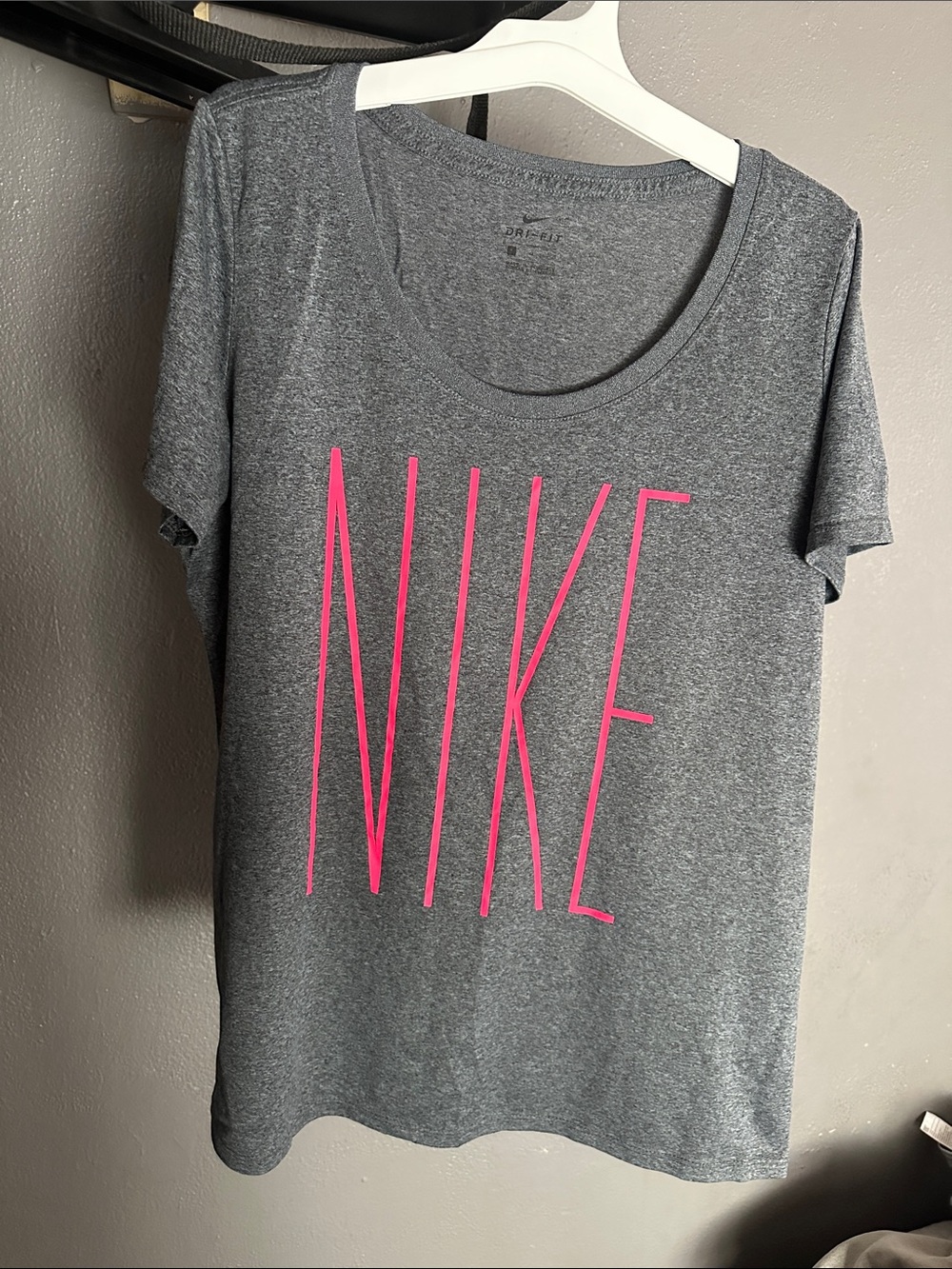 Nike Women's Heather Gray Short Sleeve Tee with Pink NIKE Print